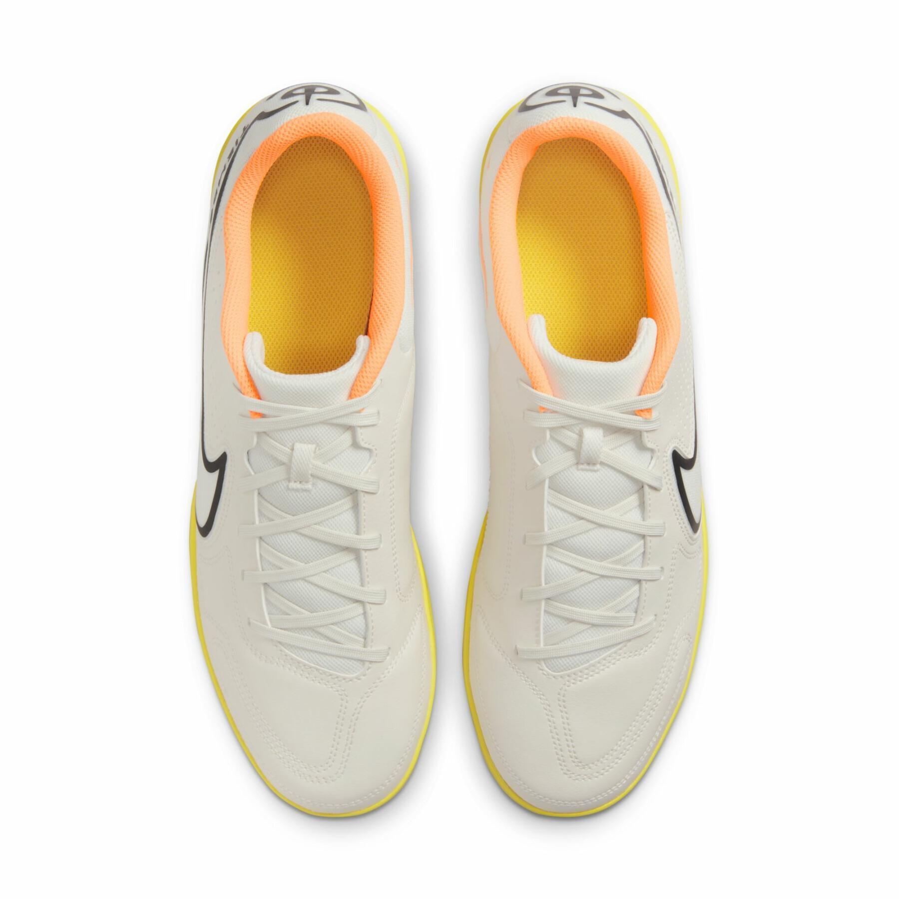 Fotbollsskor Nike Tiempo Legend 9 Club IC - Lucent Pack