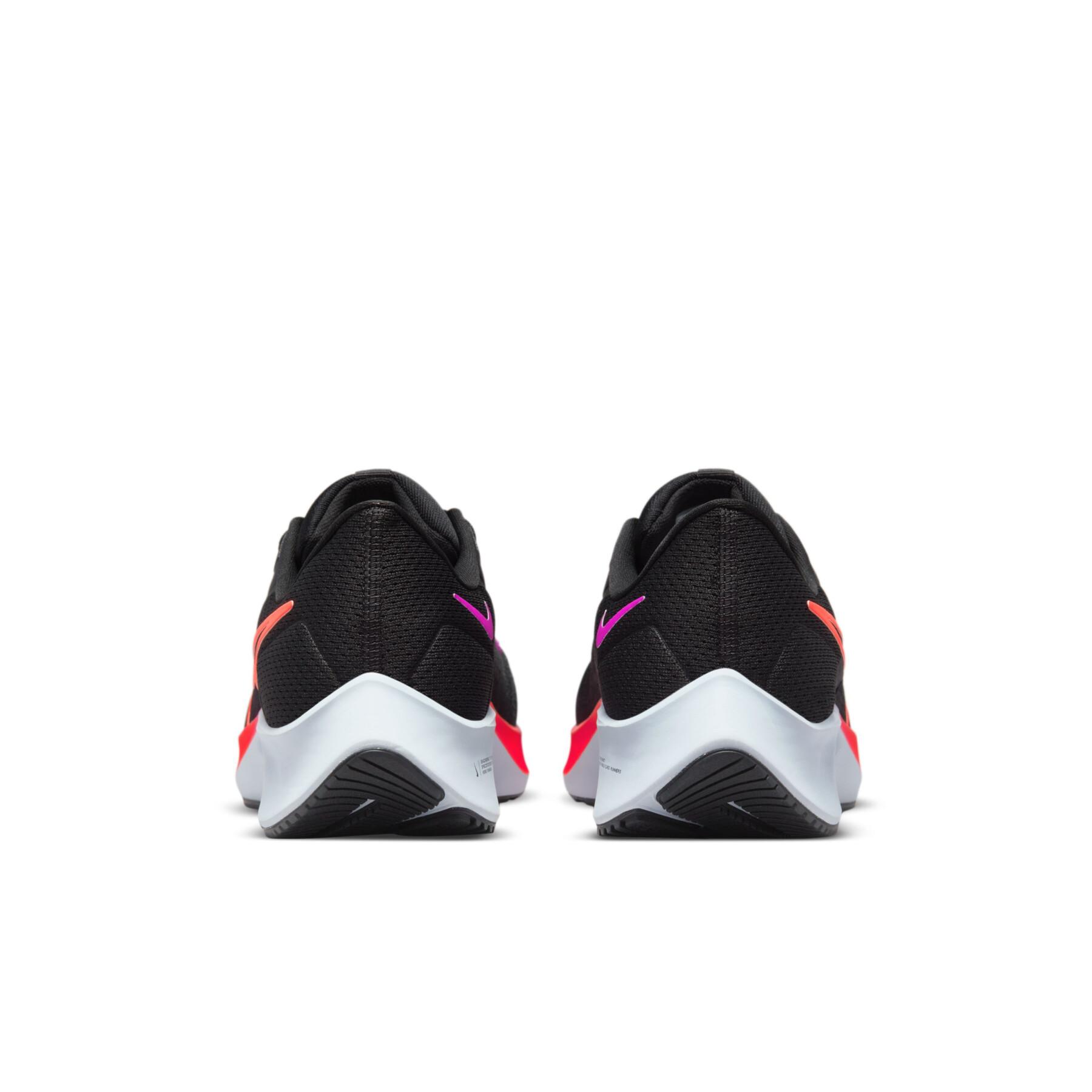 Skor Nike Air Zoom Pegasus 38