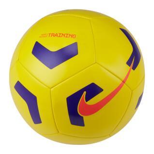 Ballong Nike Pitch Training