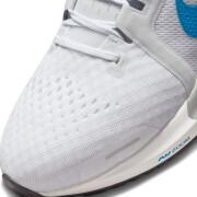 Skor Nike Air Zoom Vomero 16